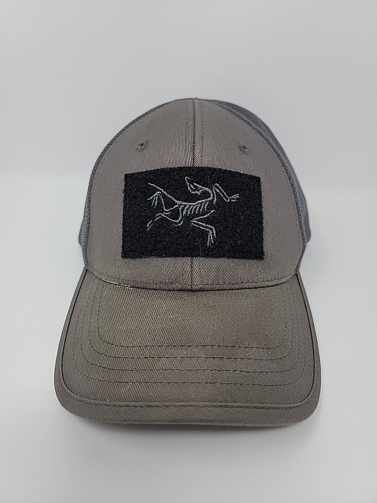 Arc’teryx Gray Leaf BAC FLEXFIT Hat Size S-M Hook & Loop Dead Bird Logo