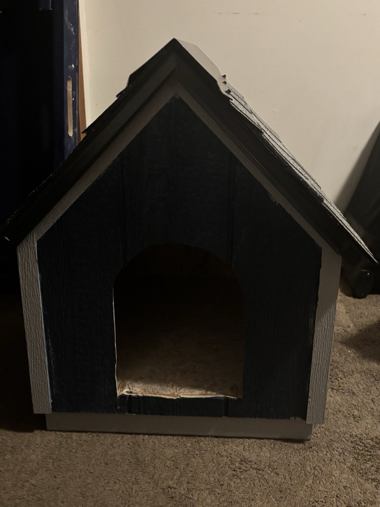 Professionally Built Wooden Dog House for Large Dogs Outdoor Dog House