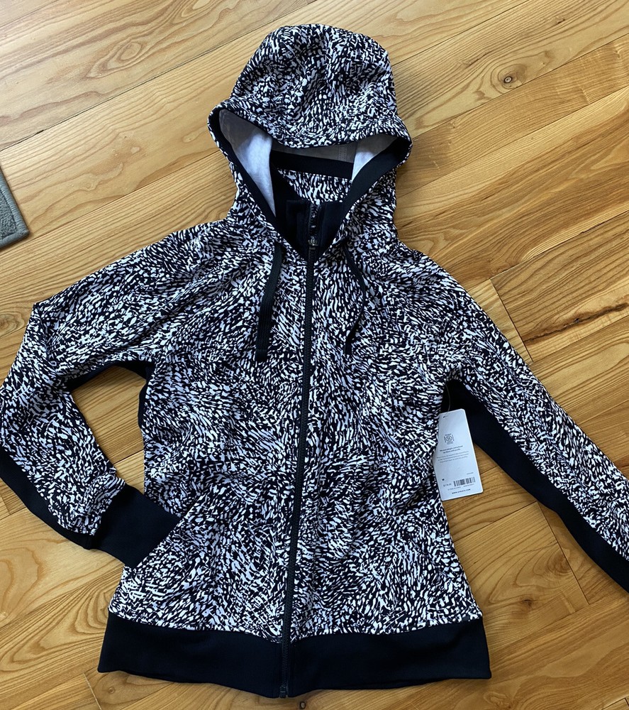 Althleta NWT Medium Printed Triumph Hoodie for Women