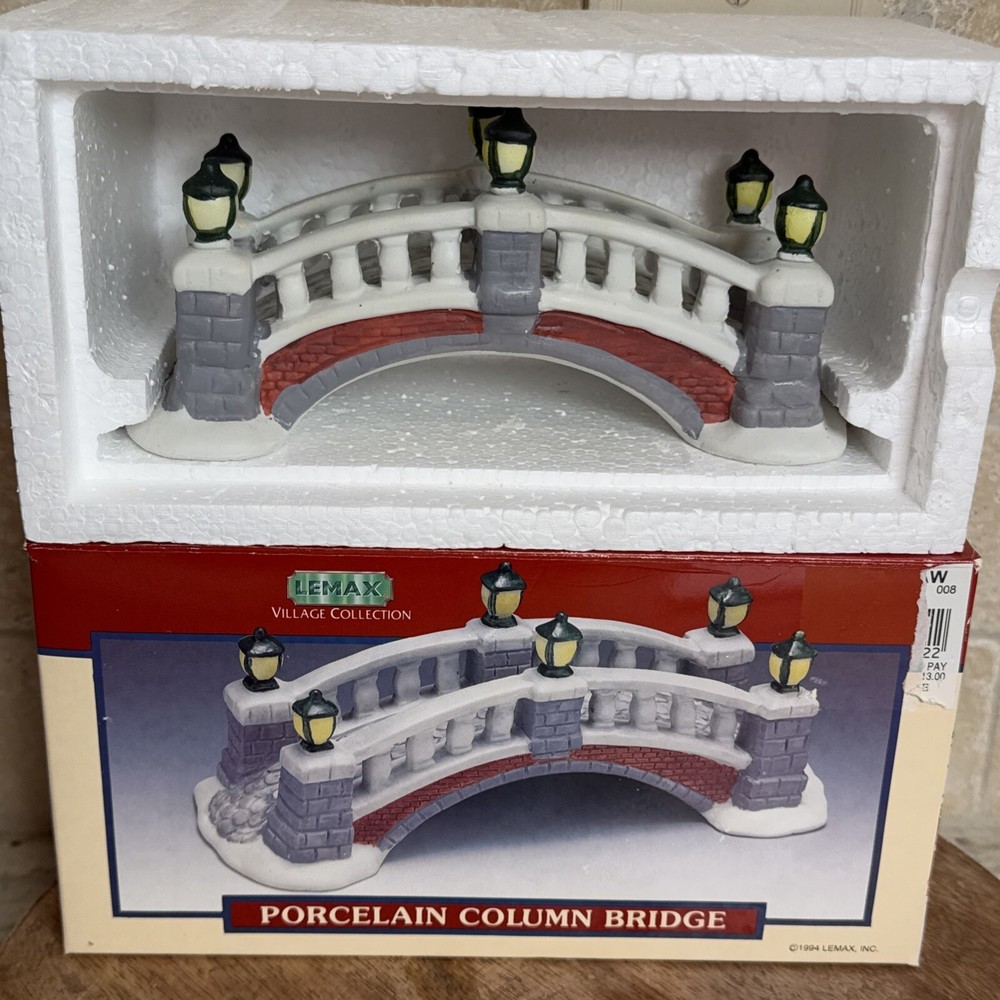 Lemax Dickensvale Porcelain Column Bridge Collectible Village Set New in Box
