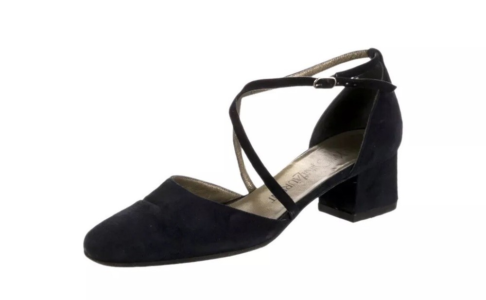 Yves Saint Laurent Vintage Suede Pumps Size 6.5