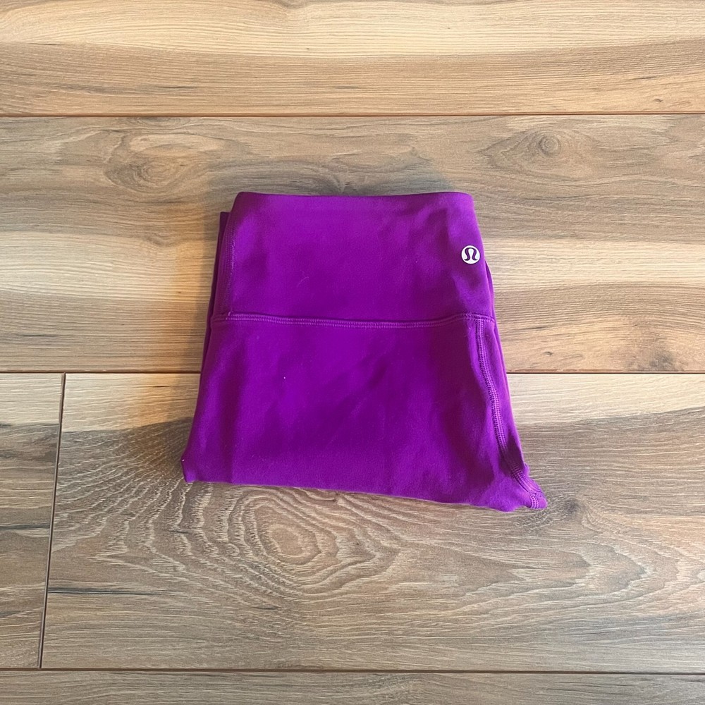 Lulomon Womens Size 6 Purple Cropped Athletic Leggings Pull On