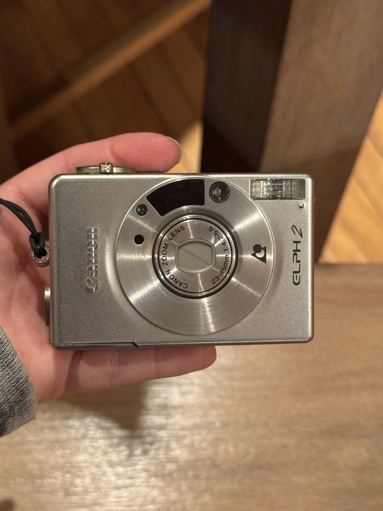 Canon ELPH 2 APS Point & Shoot Film Camera. Battery Tested. As Is. Needs Battery