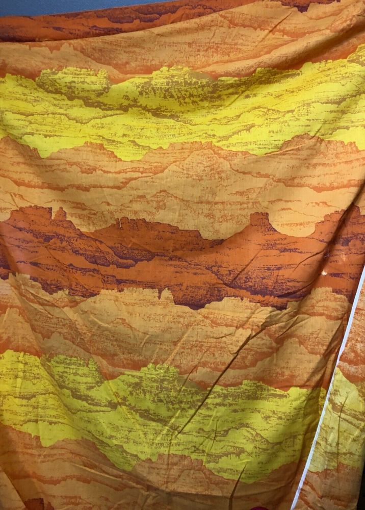 Vintage Marlborough Twin Fitted Bed Sheet with 2 Pillowcases in Mesa Desert Canyon Sunset Design