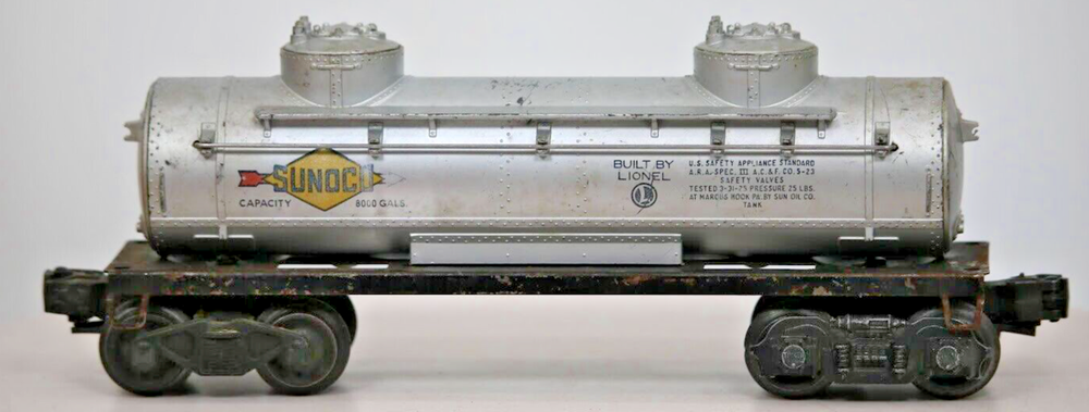 Lionel O Scale Sunoco 2-Dome Tanker 2465 Toy Train Car