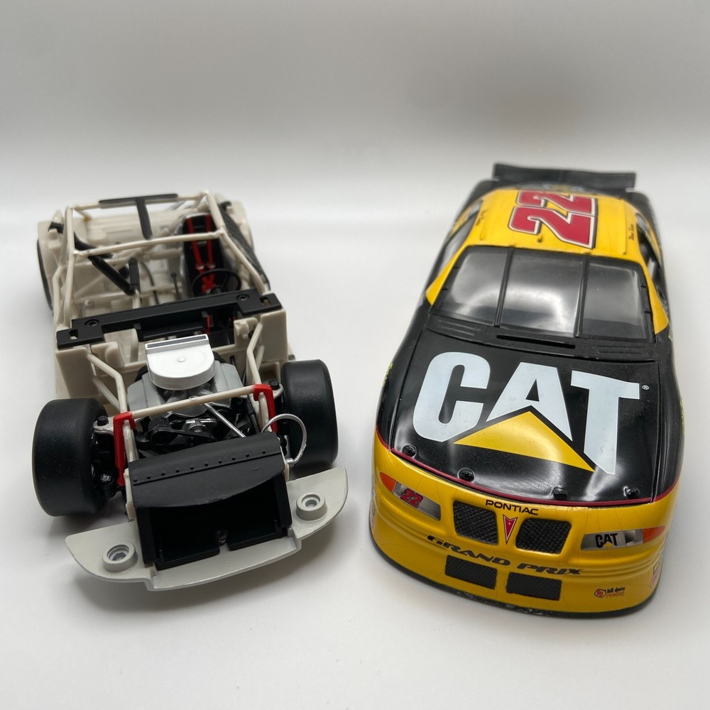 NASCAR Hot Wheels Crew Choice | Ward Burton #22 | Caterpillar (CAT) | 1:24 Scale