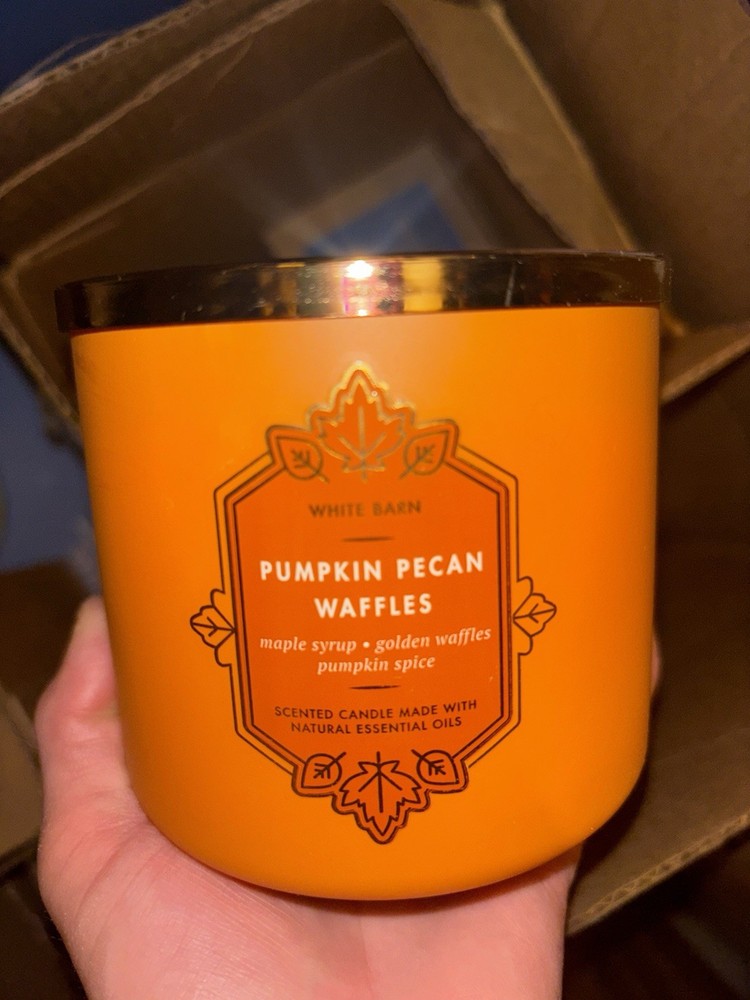 White Barn Pumpkin Pecan Waffles Three-Wick Scented Candle New