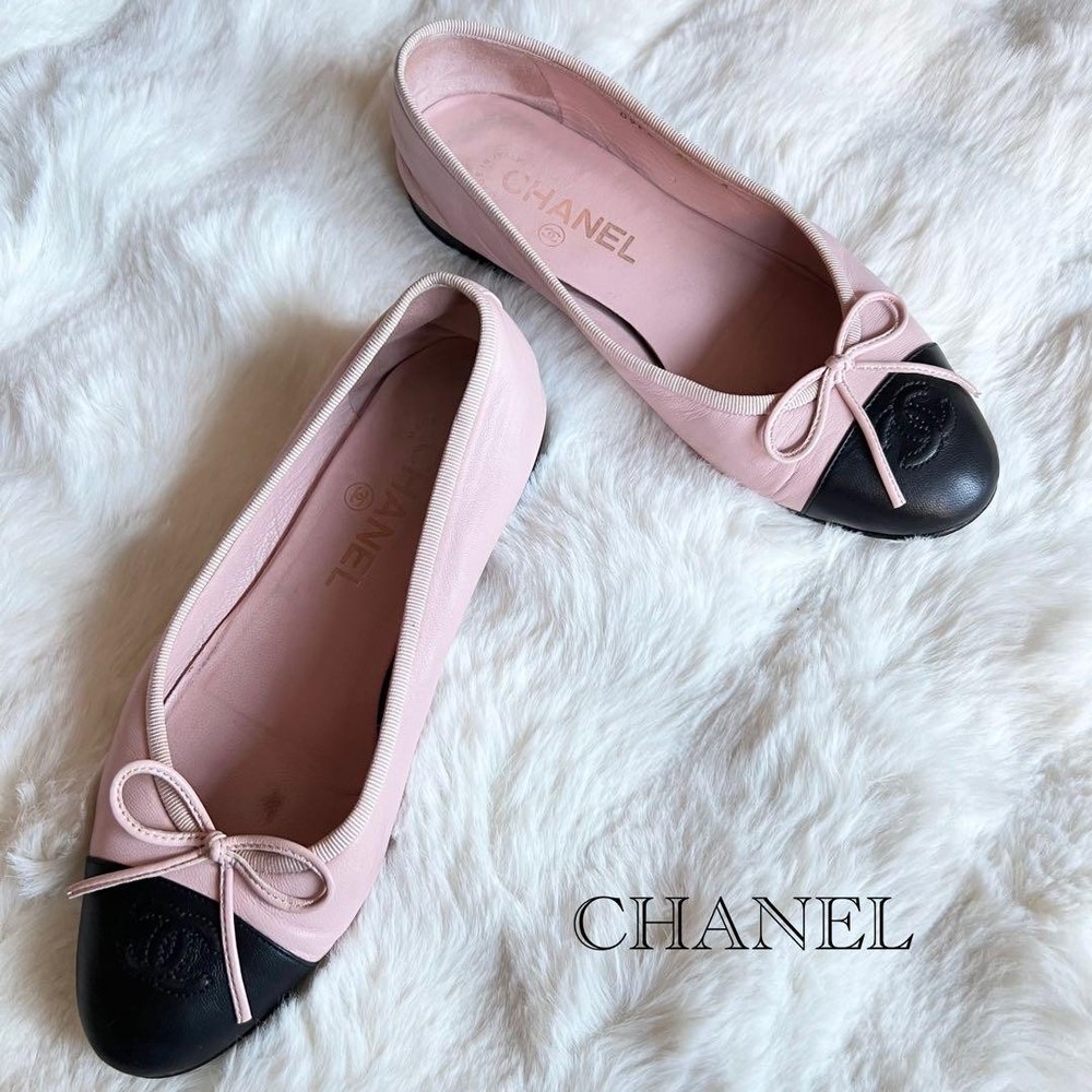 Chanel Pink Black Leather CC Logo Flats Size 36C US 6 Women Shoes