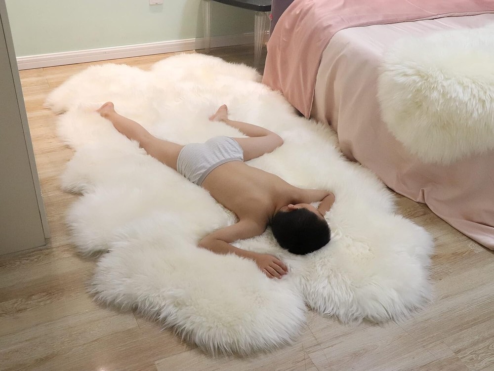 Luxury 4x6 Quad Sheepskin Rug Natural Ivory White Wool Area Rug with 4 Pelts