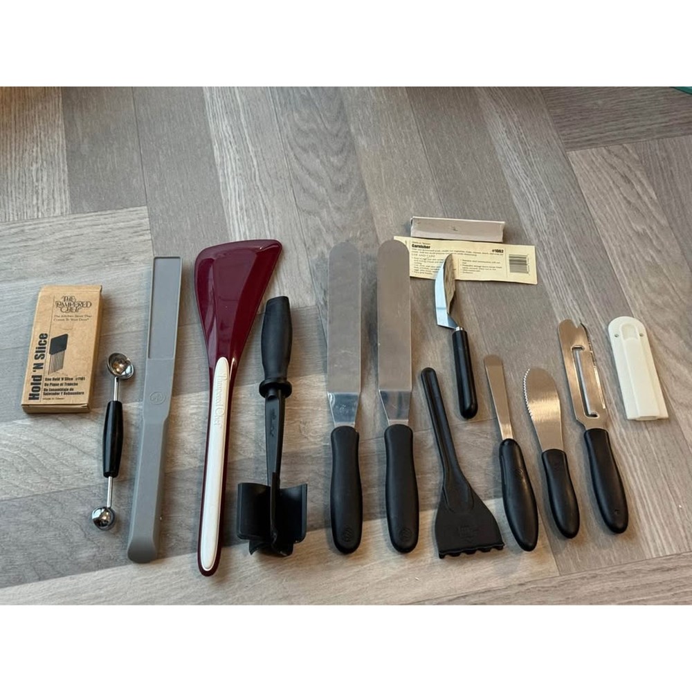 Pampered Chef 12-Piece Kitchen Utensil Set