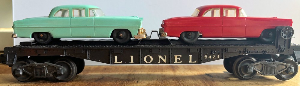 Vintage Lionel 6424 Postwar 027 Gauge Rare Black Flat Car Red Turquoise