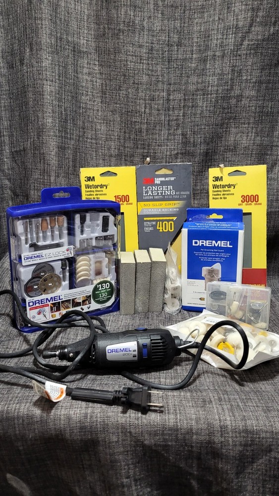 Dremel 2001 Rotary Tool plus Lots of accessories and Sanding Supplies