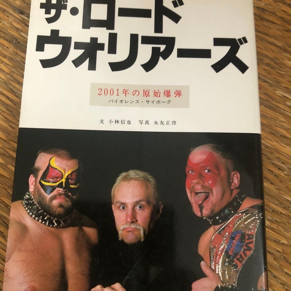 The Road Warriors Book 2001 Wrestling Animal Hawk Warrior WWE Pro Wrestling