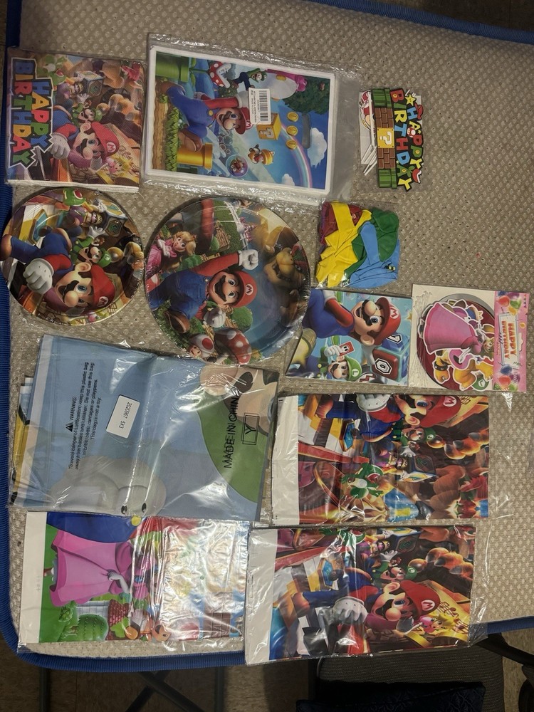 Super Mario Bros. Birthday Party Supplies Set Banner, Balloon READ DESCRIPTION