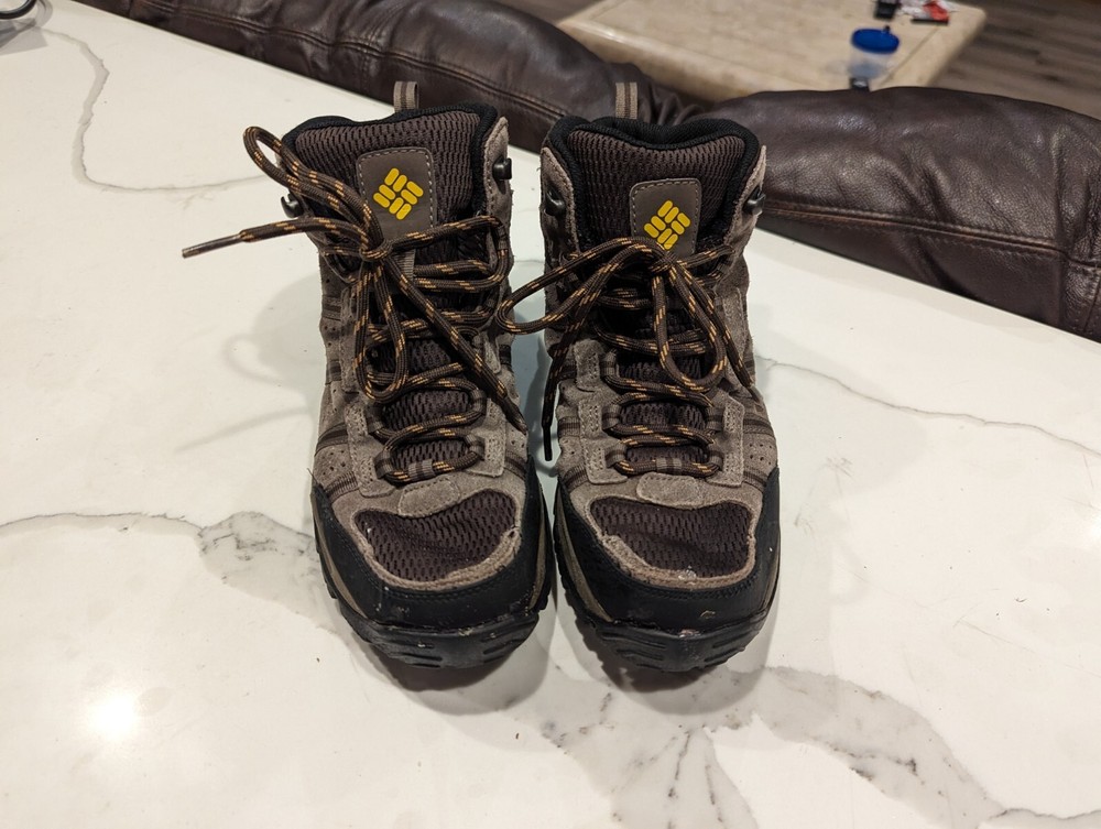 Columbia Men's Size 8 Grants Pass Waterproof Hiking Omni-Grip Boots Shoes Brown