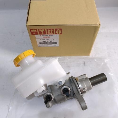 For Mitsubishi Triton L200 2.5L 4625A507 Genuine Brake Master Cylinder