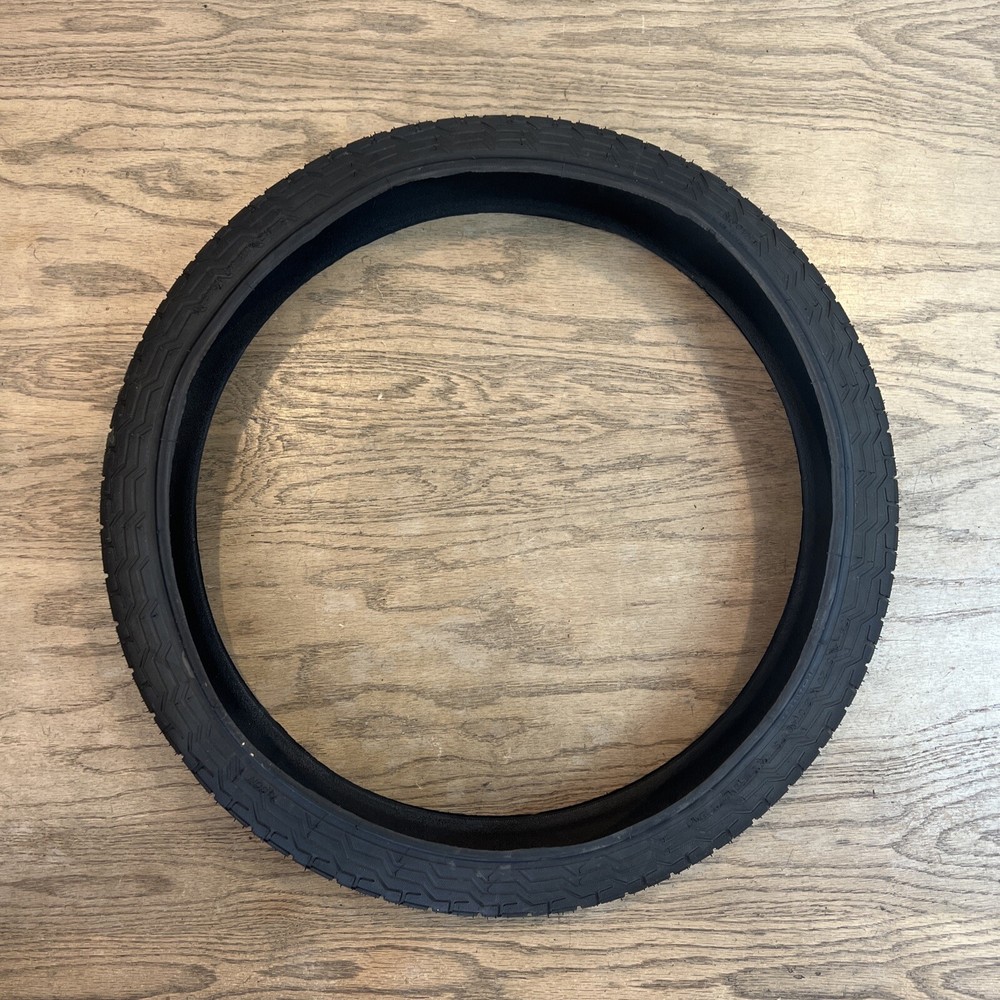 Innova Alfred Jurgen Signature Tread 20” 2.0” Black Tire Folding BMX