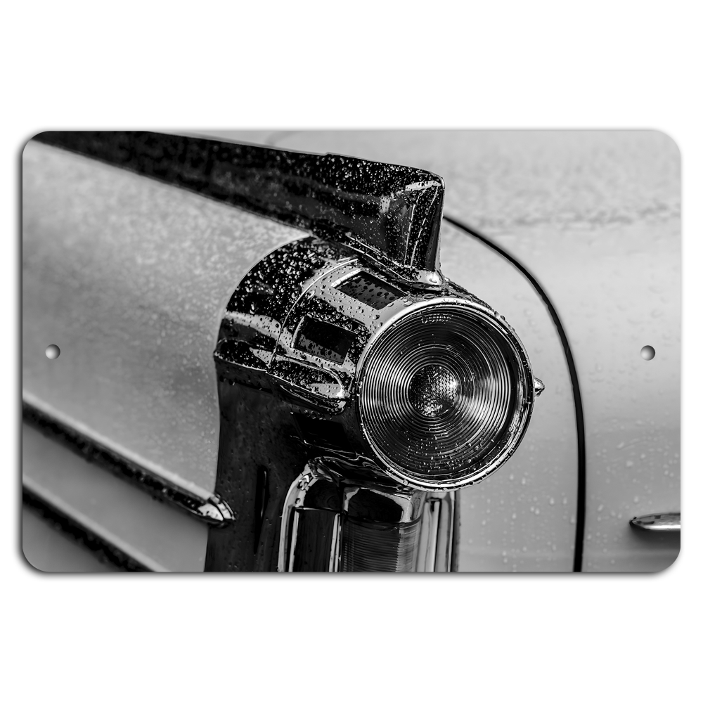 Classic Chrome Metal Finish for Timeless Nostalgic Elegance