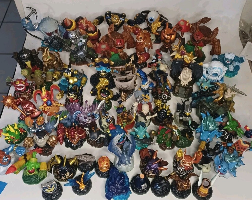 BULK LOT Activision Skylanders Adventure, Giants, Swap Force & More & 66 Pieces