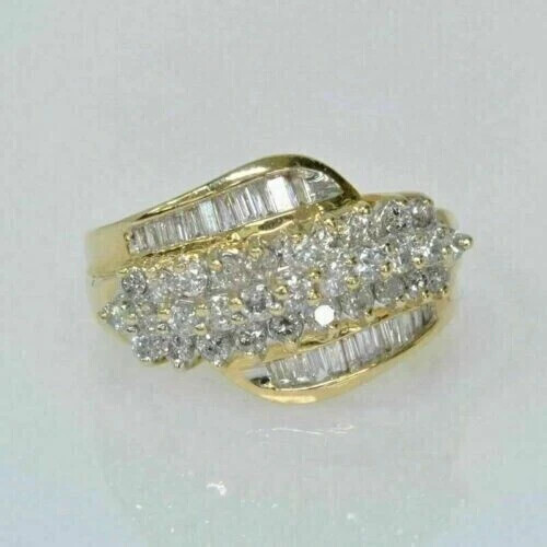2.75Ct Round Cut lab Created Diamond Cluster 14K Yellow Gold FN Engagement Ring
