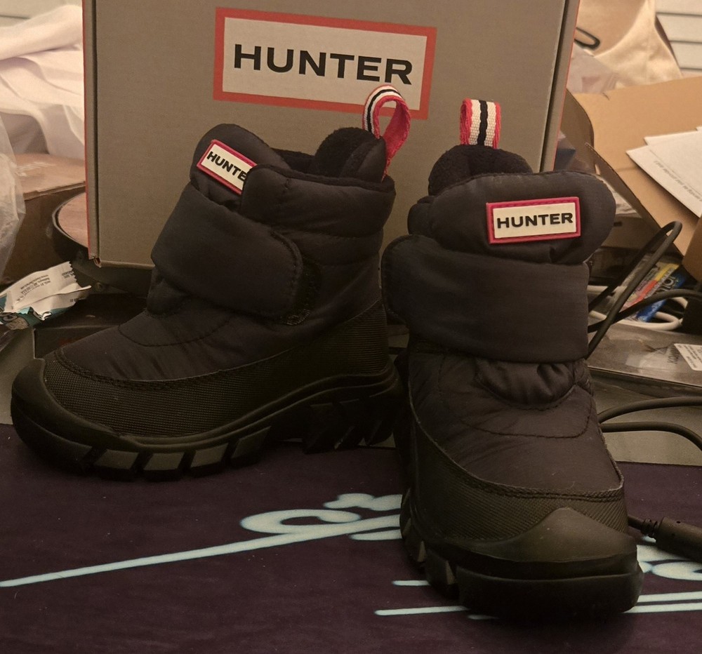 Hunter Igloo Insulated Waterproof Winter Boots for Kids Size 8 HKIGLOO