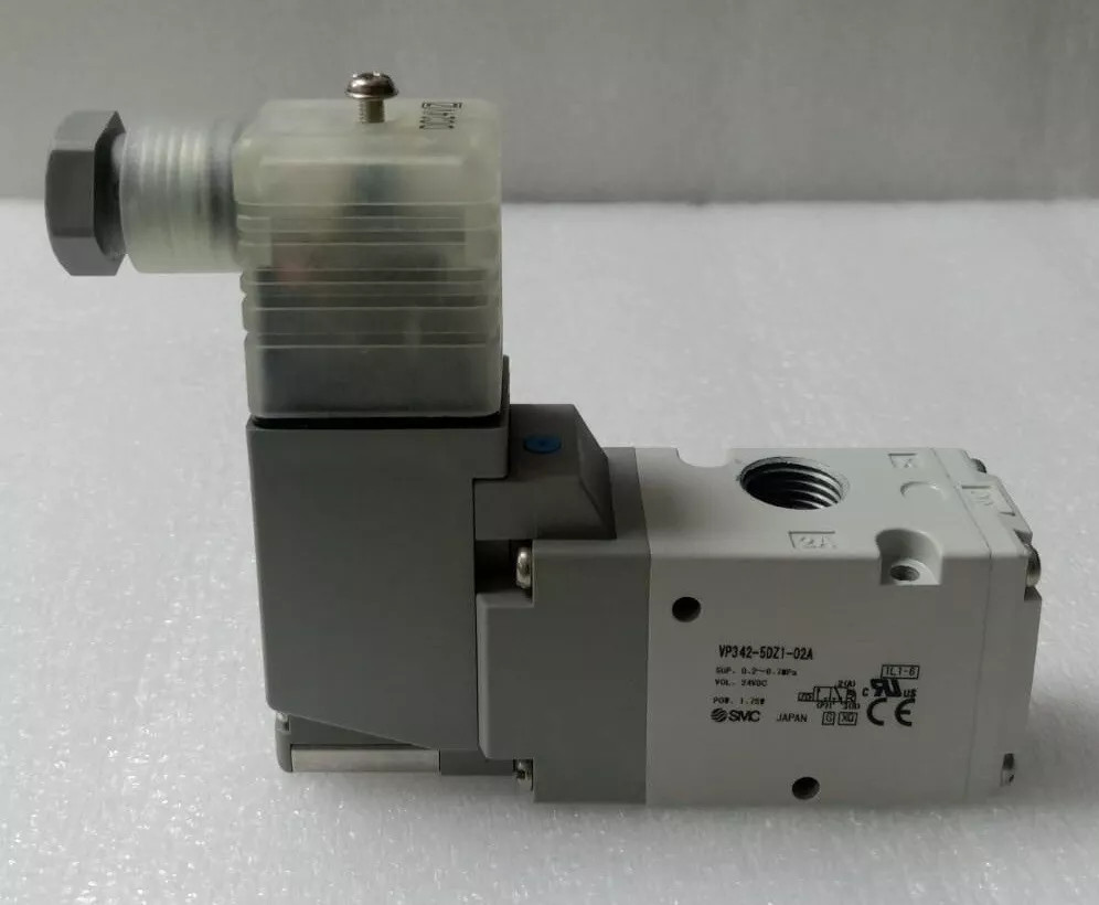 1PC New SMC VP342-5DZ1-02A Solenoid Valve Expedited Shipping VP3425DZ102A