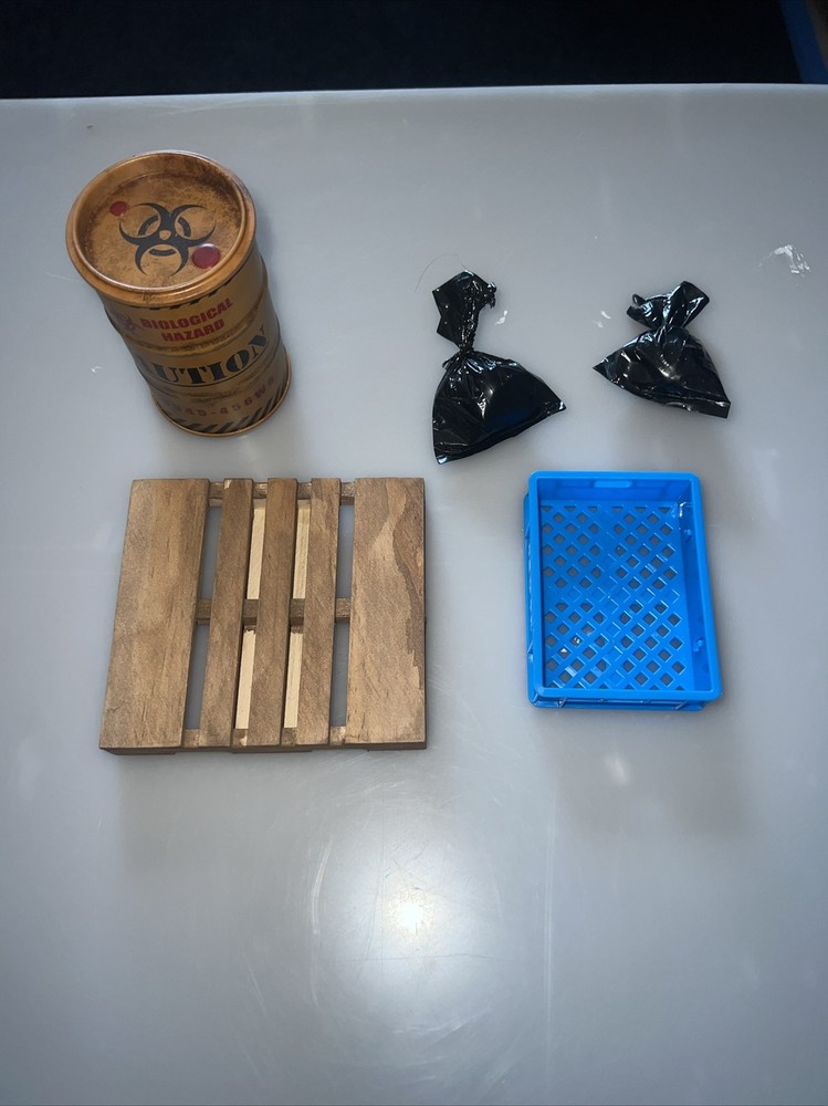 1/10 scale garage diorama accessories