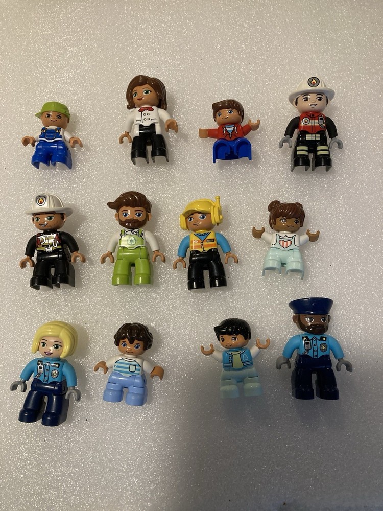 LEGO Duplo Bundle 12 Collectible Figures