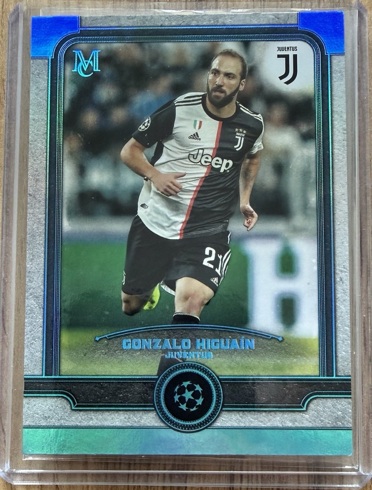 Topps Museum UCC Gonzalo Higuain Juventus Turin Numbered /75