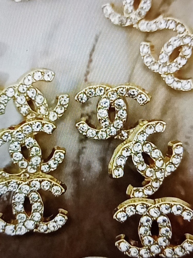 Lot Of 10  14  Mm  Designer Button Chanel Button  Gold Tone