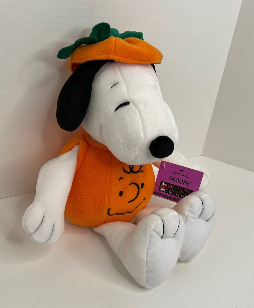 Hallmark Snoopy Halloween Charlie Brown Face Pumpkin Stuffed Animal Plush 15”
