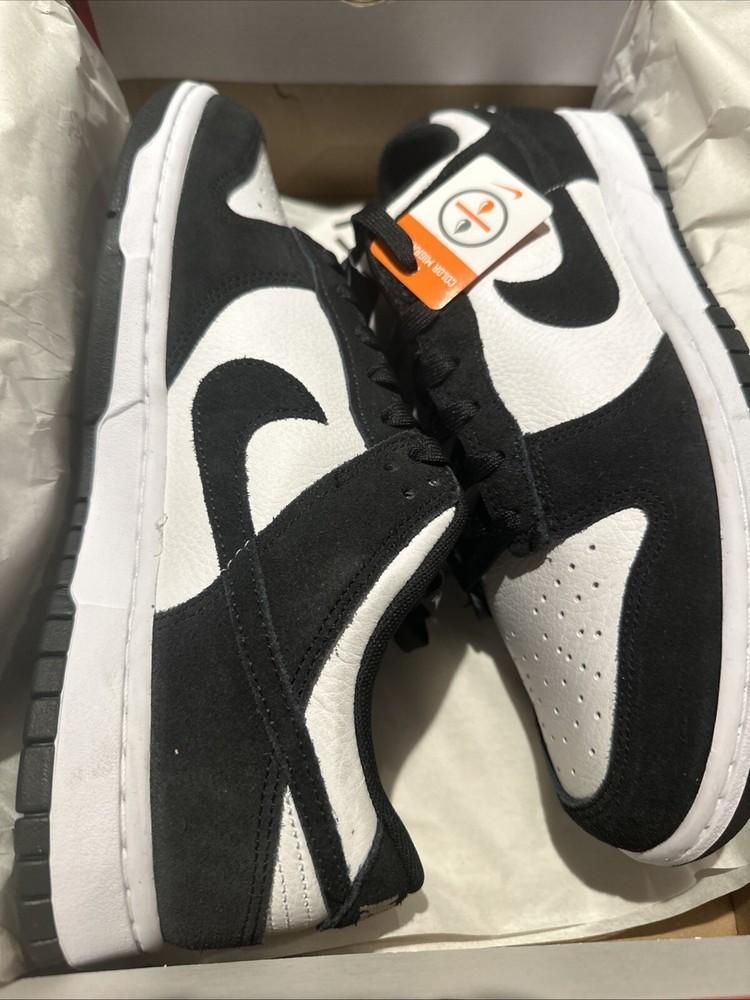 size 9.5 Nike Dunk Low Retro SE Shoes 
