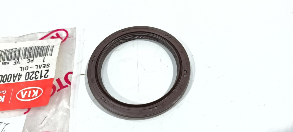 Original Front Engine Shaft Seal Suitable For Kia Sorento K2500