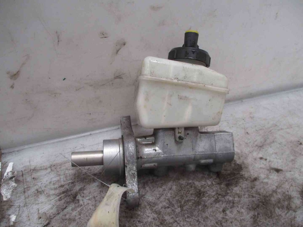 Master brake cylinder Dacia Duster I 6001551314