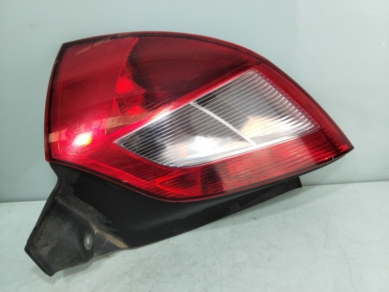 8200073237 headlight rear right Renault Megane II BERLINA 3P 2002 1704133