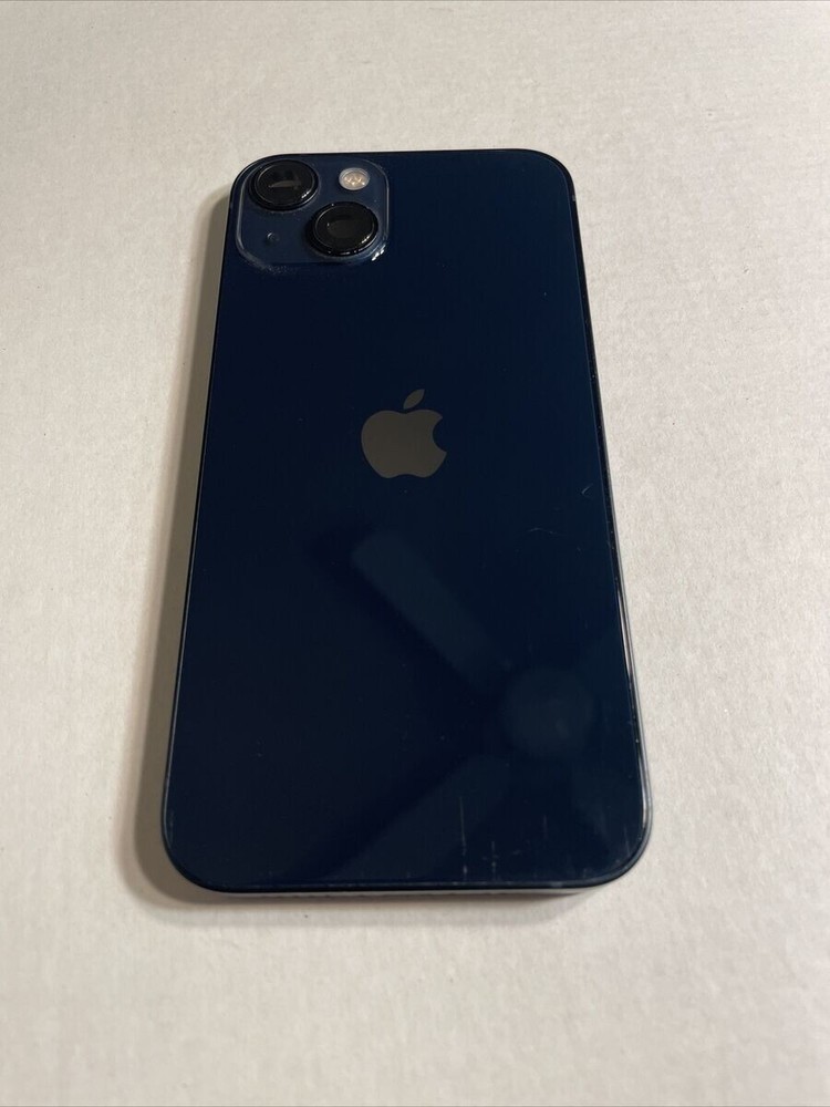 Apple iPhone 13 Unlocked 128GB in Sleek Black – Powerful Performance and Stunning Display