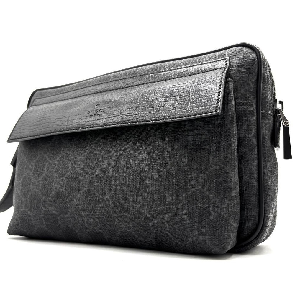 Gucci GG Supreme Logo Multi-Storage Black Bag for Men