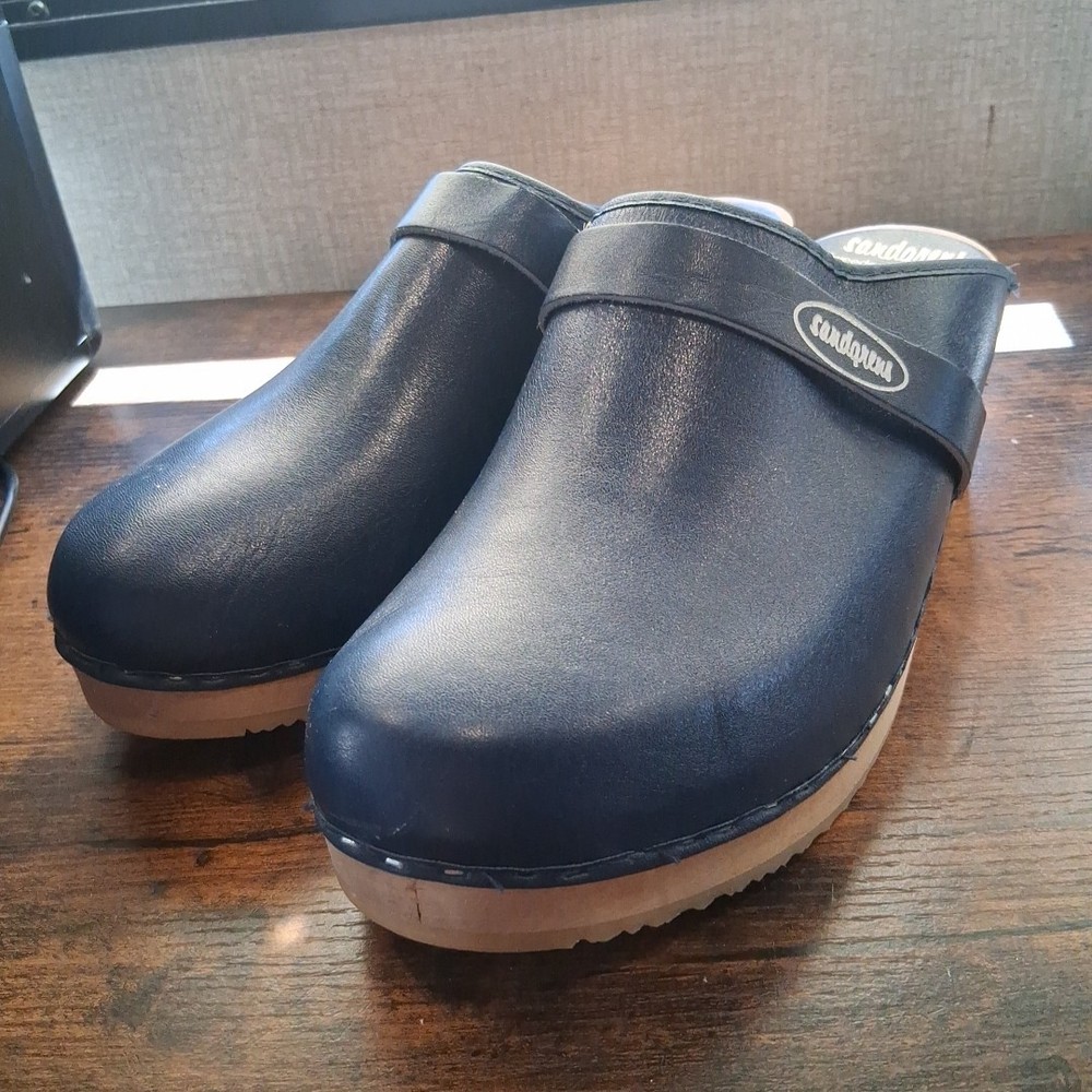 Sandgrens Swedish clogs 42 U.S. 11-11.5 Clean