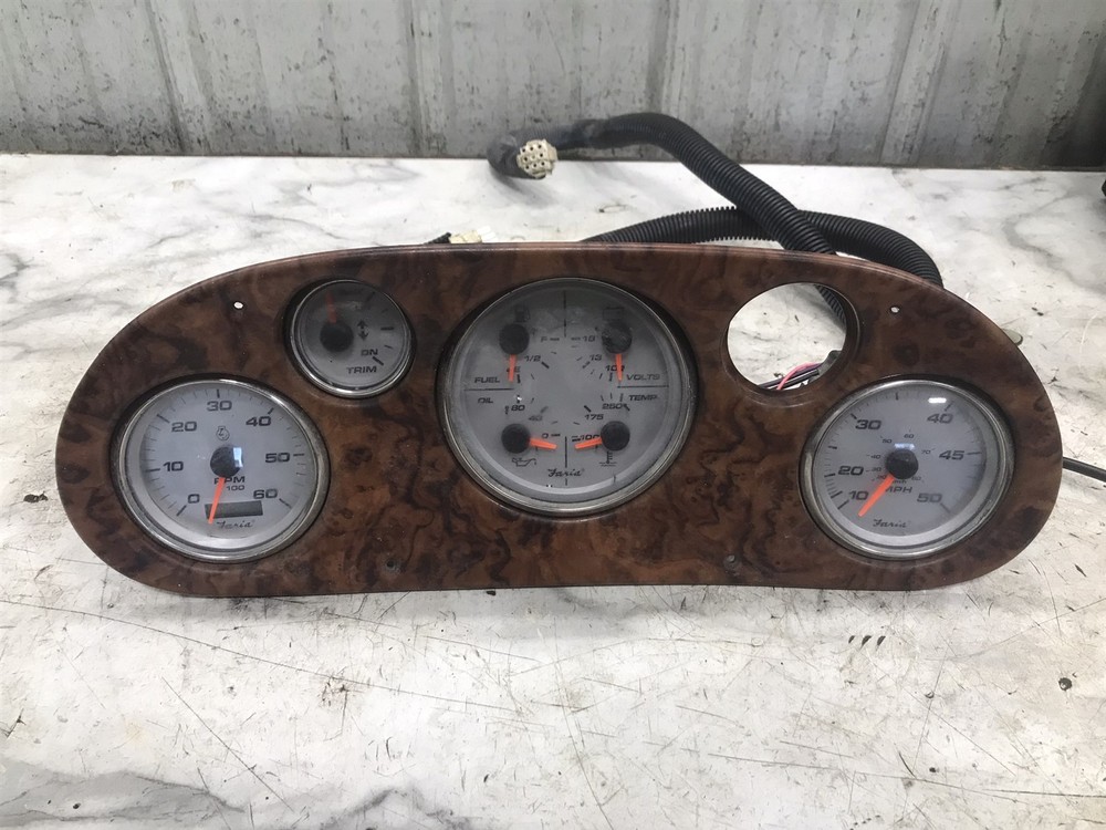 05 Rinker Captiva 192 Boat dash panel gauges speedometer tachometer