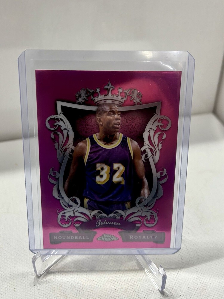 2023-24 Topps Chrome Magic Johnson Roundball Royalty Pink