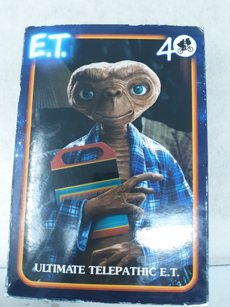 NECA E.T. Ultimate Telepathic E.T. Action Figure 40th Anniversary New