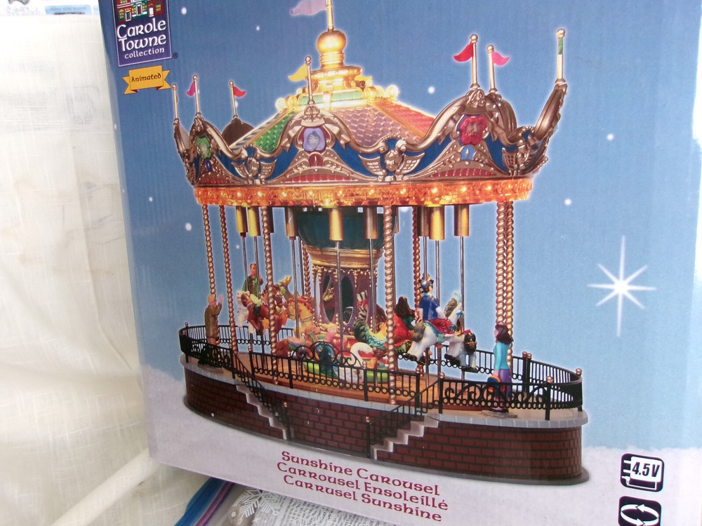 Lemax Carole Towne Sunshine Carousel 2012 with Lights Music Tested Working UVW