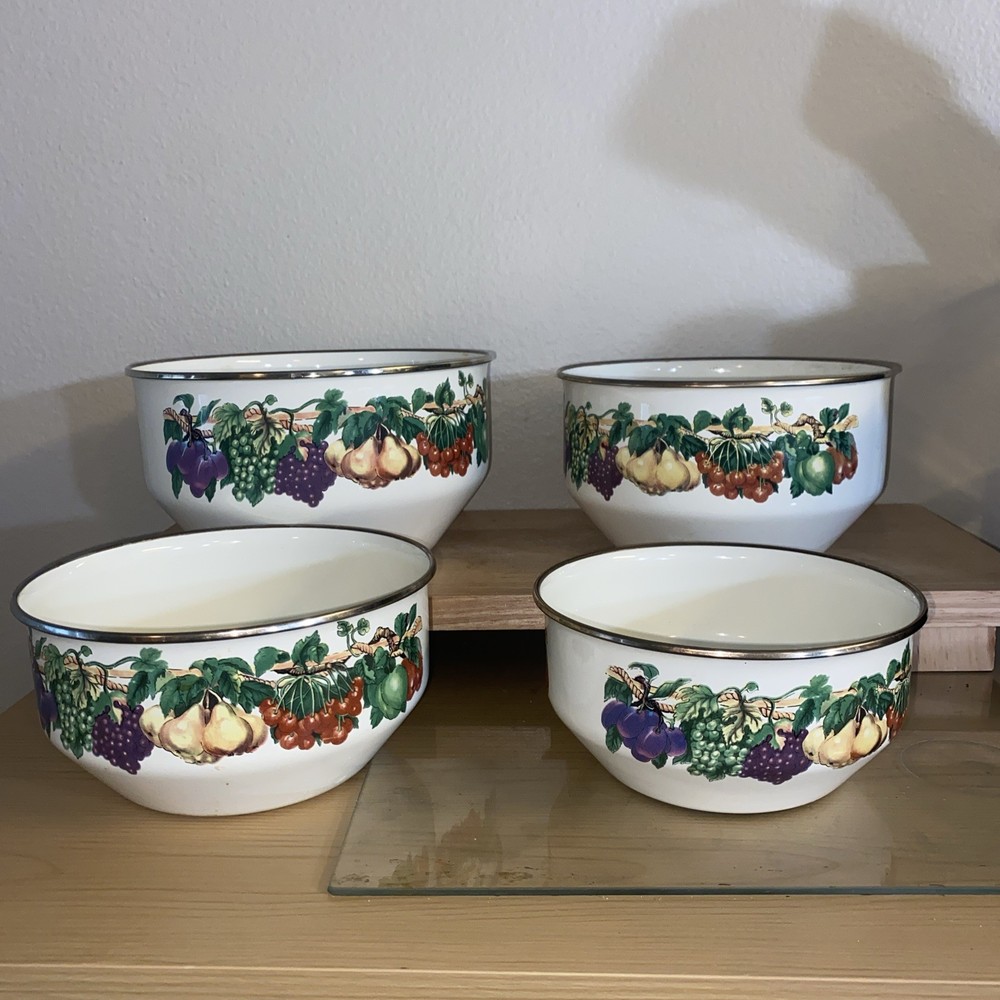 VTG Tabletop Unlimited Vitroceramic Kensington Garden Bowls Set Of 4