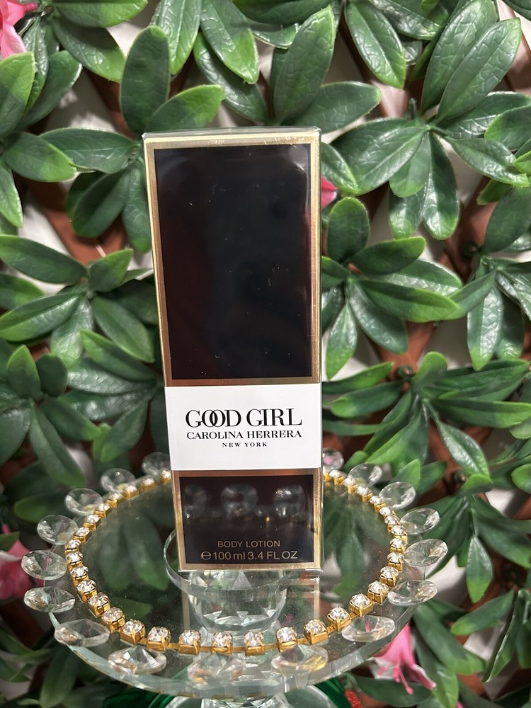 Good Girl Carolina Herrera Body Lotion 3.4 Oz 100 mL Sealed Box