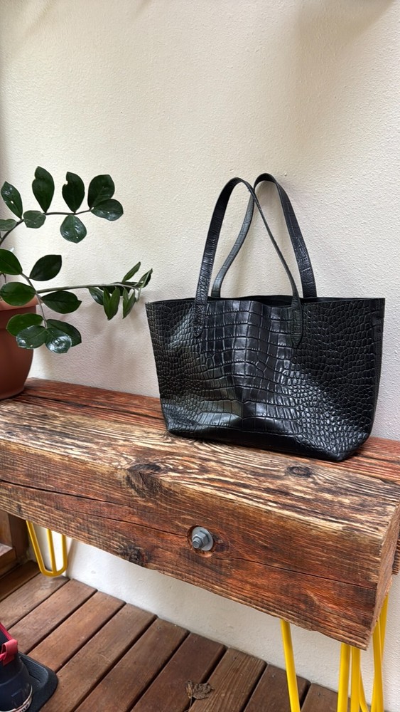 Cuyana Small Croc-Embossed Structured Leather Tote Bag