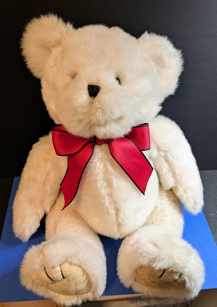 2005 Godiva Teddy Bear Valentine's Day Ivory Plush w/ Bow GREAT CONDITION!