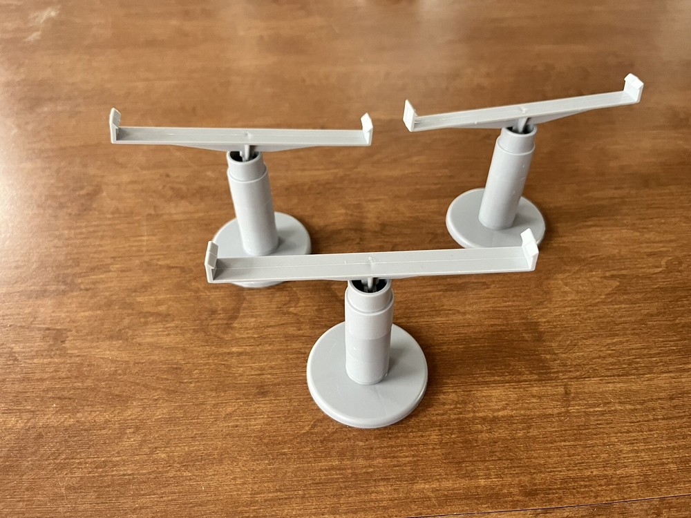 Artin Slot Car Track Replacement Parts: U-Shape Track Holder (3 qty)(New)