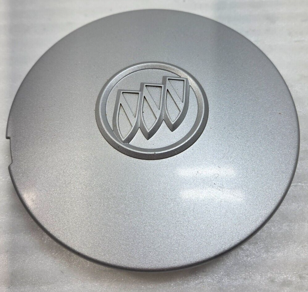 2005-2009 Buick Allure LaCrosse Silver OEM Wheel Center Cap P/N 9594285