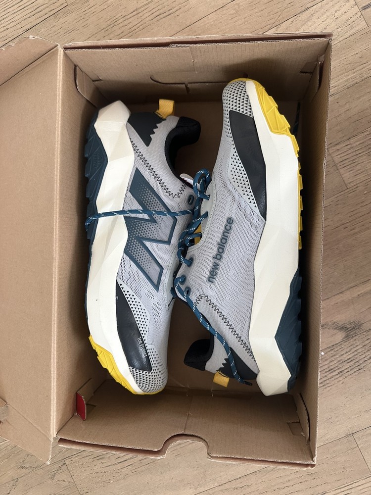 Size 11 - New Balance DynaSoft Nitrel v6 Raincloud Deep Sea Firefly