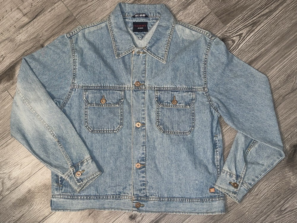 Vintage Tommy Hilfiger Denim Jacket in Medium - Classic Tommy Jeans Style